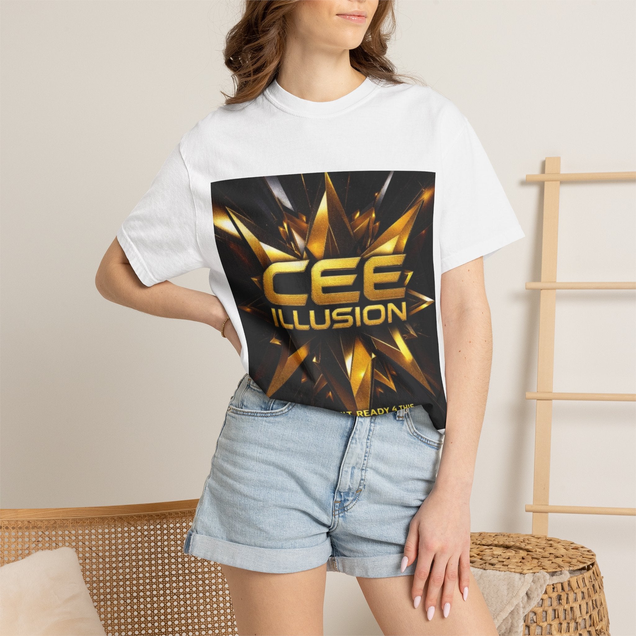 Cee Illusion Graphic T-Shirt — Bold Gold Starburst Design